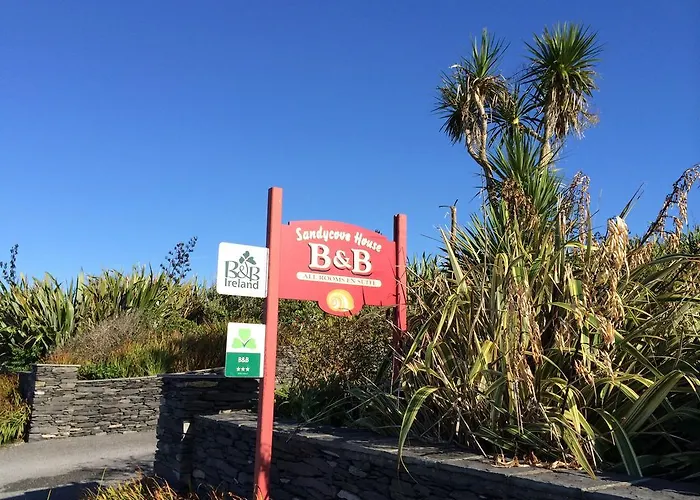 Sandycove House Bed & Breakfast